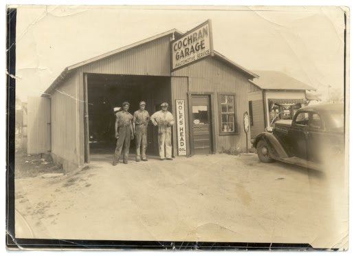 科克伦车库，大约1944年